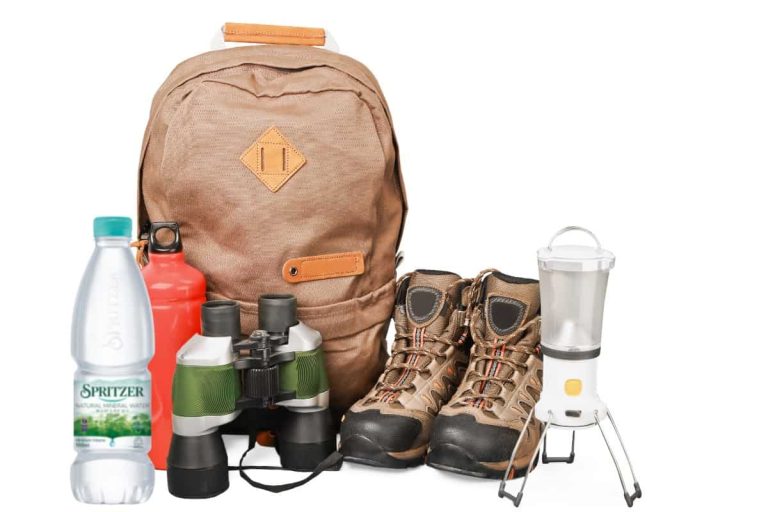 barang hiking air mineral