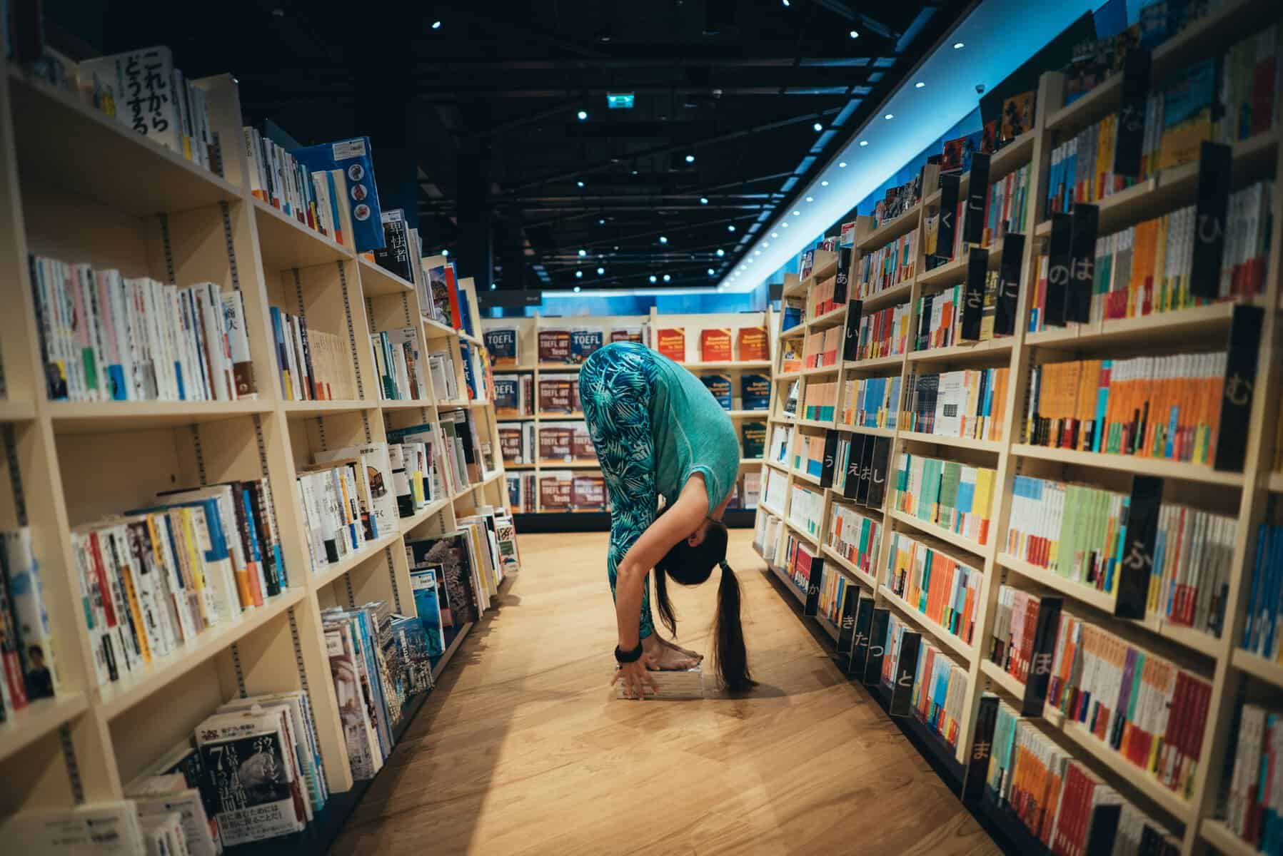 overcome-sedentary-lifestyle-workplace-movement-yoga-break-spritzer-health-blog